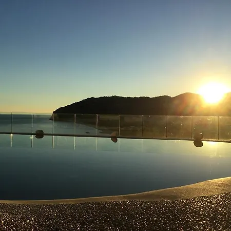 Il Porto 4* Маттината